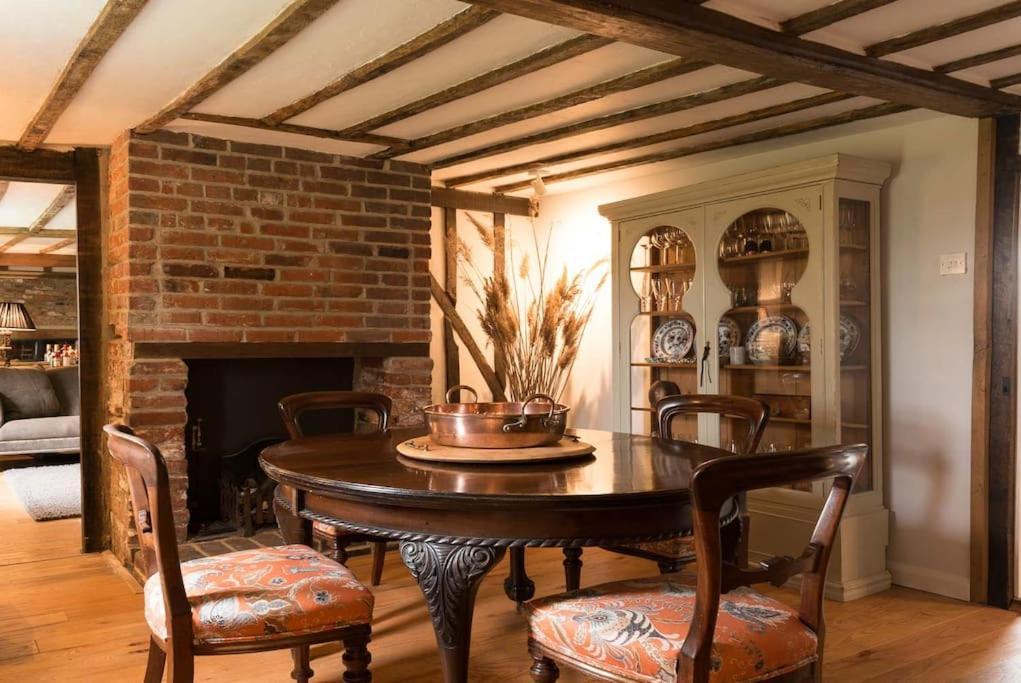 Navigation Cottage On The Historic Sea Lock Overlooking The Nature Reserve مالدون المظهر الخارجي الصورة
